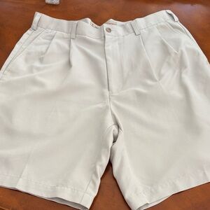 Perry Ellis soft tan  Flat Front Shorts